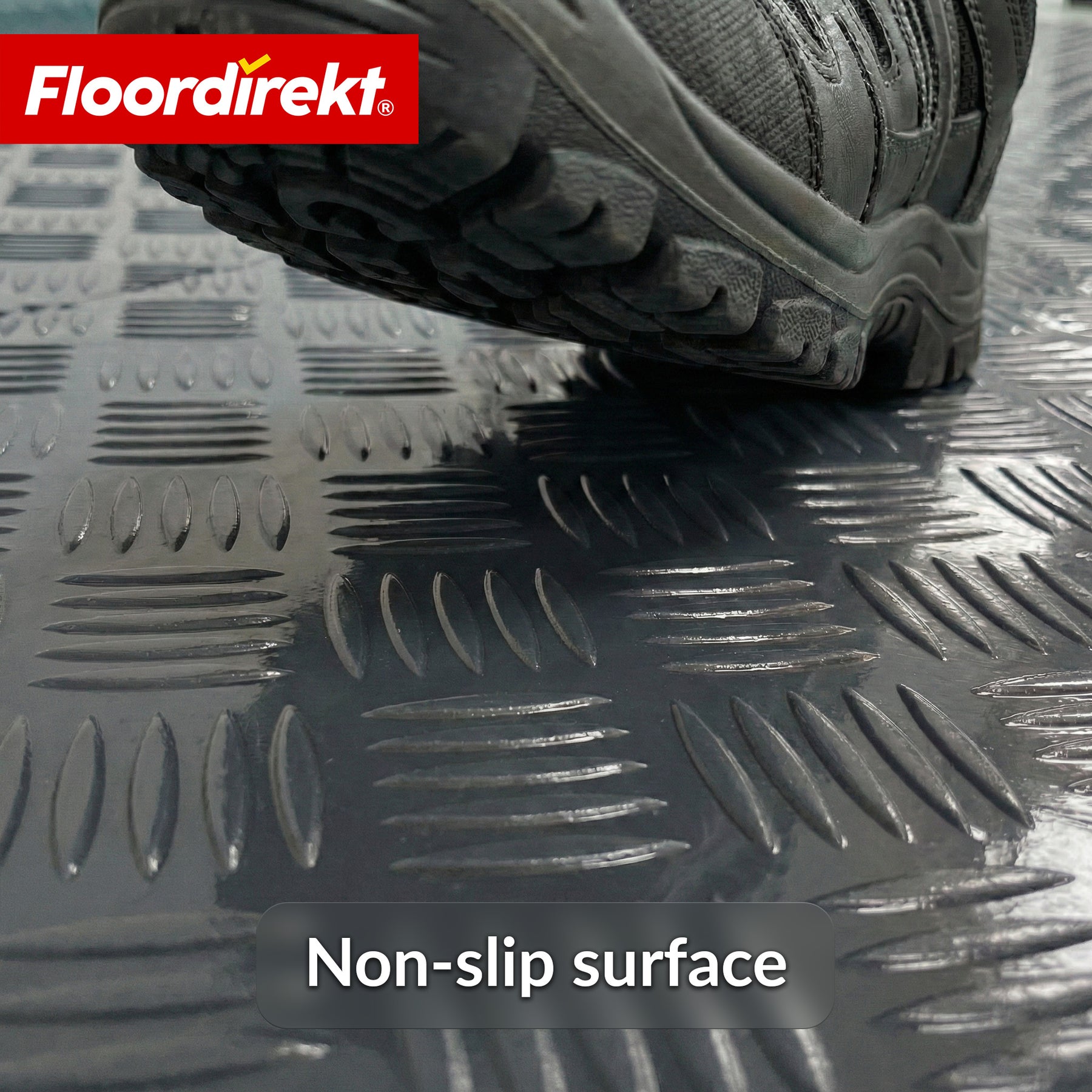 PVC-gulvbelægning | Bullet | Riffelplade-look | Skridsikker & nem at vedligeholde | Metervare / tilskåret efter mål | 110 cm bredde